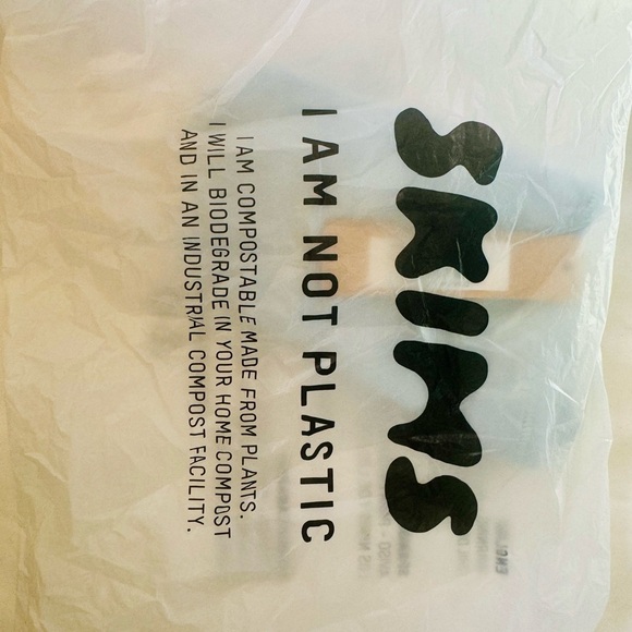 3 Thongs SKIMS Fits Everybody in Sky Women’s 3X. Bundle of 3. NWT - Picture 5 of 5